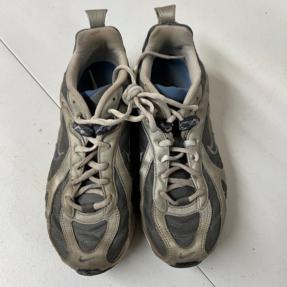 Nike Women’s Gray and Blue Athletic Shoes